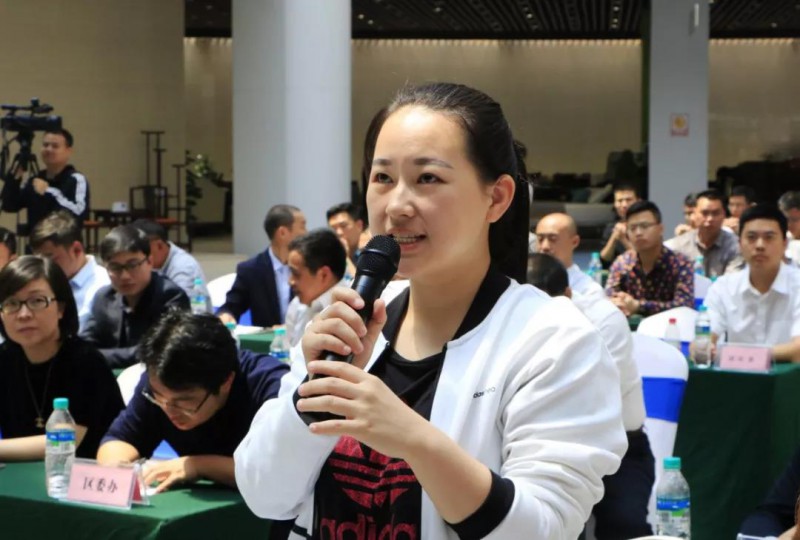 記者提問（楊曉明 攝）