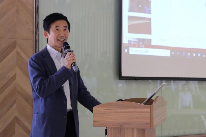 日本木材出口協(xié)會(huì)事物局長井上干博致辭