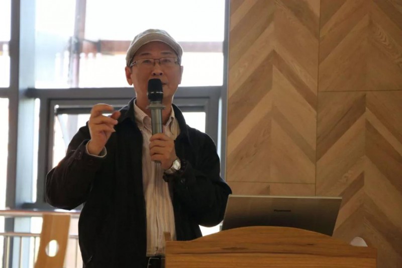 上海木材行業(yè)協(xié)會(huì)針葉材專業(yè)委員會(huì)秘書長李培新