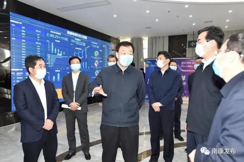省委書記劉奇來南康啦，并為南康家具“代言”3