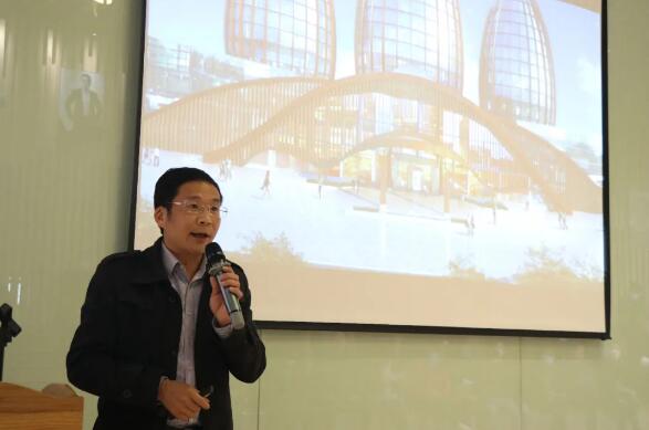 南康工業（家具）設計中心主任鐘裕華