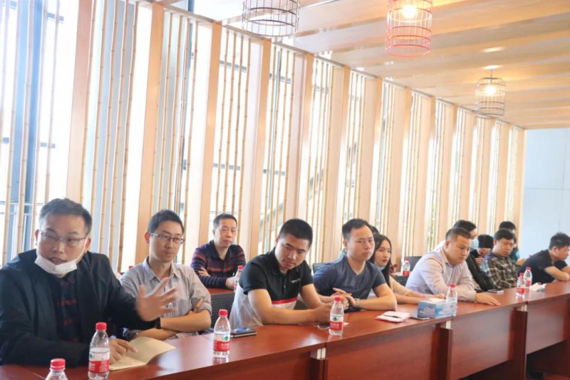 企業紛紛站在各自的角度提出了問題和顧慮，為更好地打造“泛家居體驗中心”3