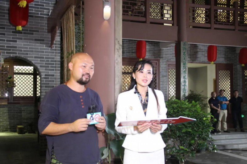 家居小鎮(zhèn)特殊建筑——四合院也首次以直播的方式與全國網(wǎng)友見面
