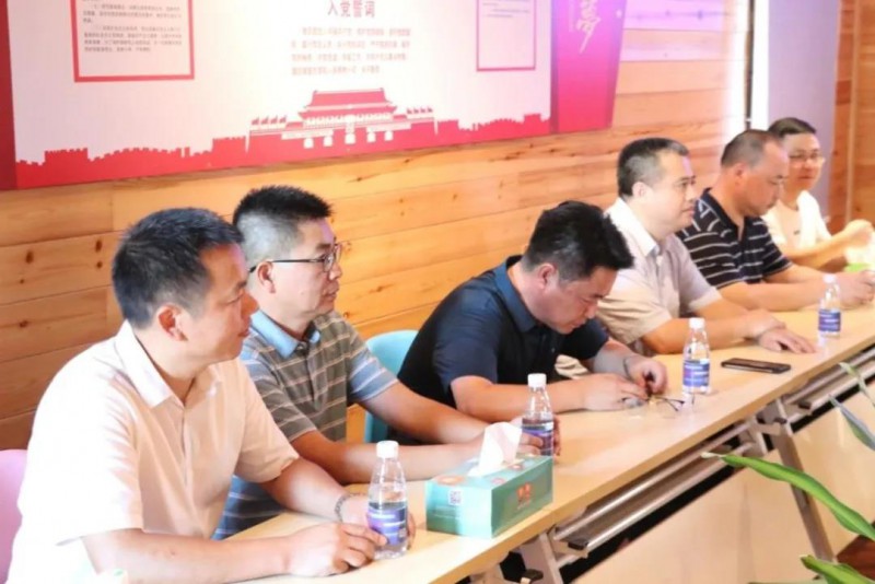 本次座談會密切了南城與南康兩地產(chǎn)業(yè)的交流互動