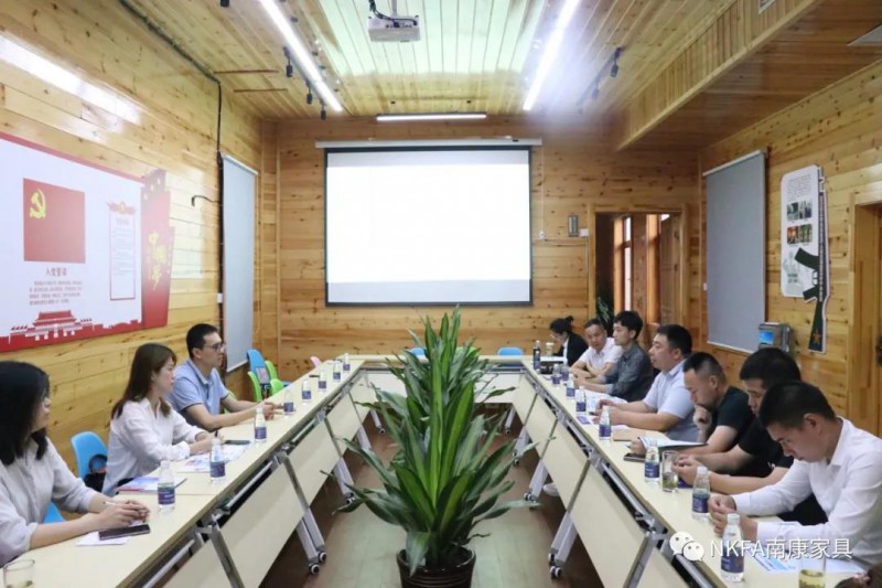 中國建博會(廣州)組委會到訪，冠軍平臺與南康家具的合作將如何開展