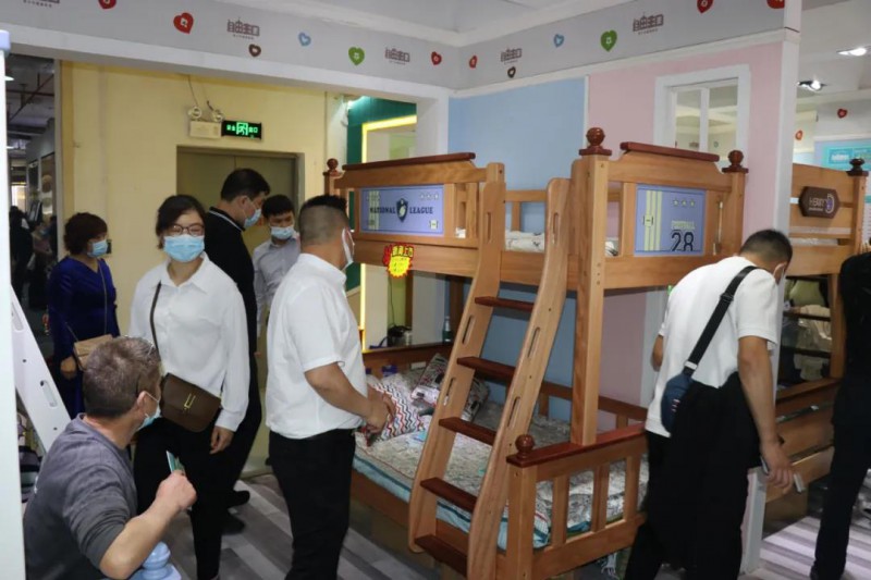 南康家具企業(yè)團隊凝聚力強