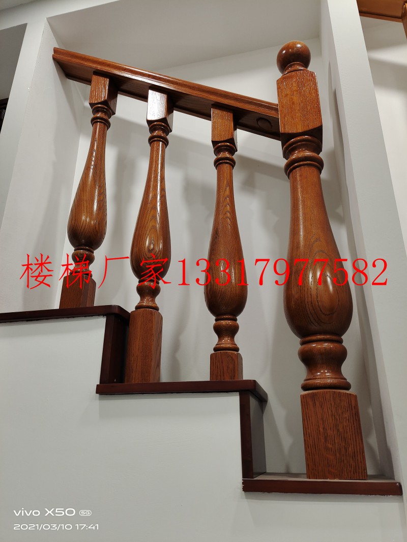 江西贛州實木樓梯廠家展廳實拍7