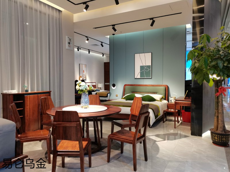 易侖烏金家具展廳實拍6