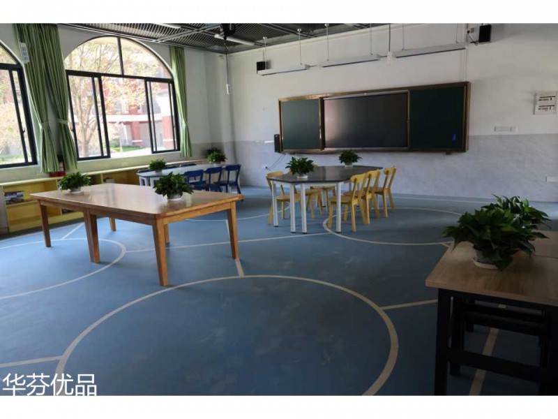 學(xué)校、部隊(duì)、科研實(shí)驗(yàn)室實(shí)木家具、課桌、宿舍上下雙層床工程定制17