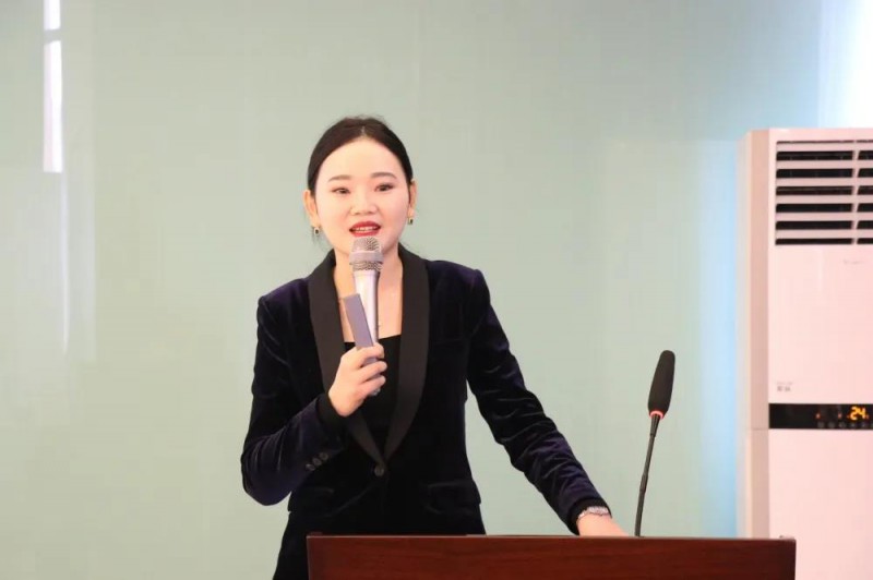 “家品匯”家居企業(yè)俱樂(lè)部聯(lián)合創(chuàng)始人龐菲婭
