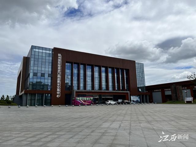 打造國(guó)際貨物集散地
