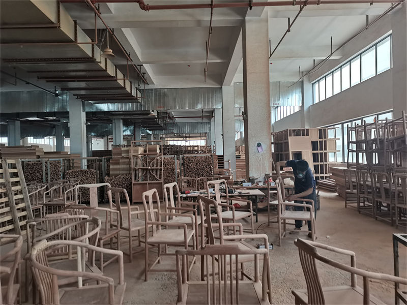 悅?cè)f邦家具工廠實拍
