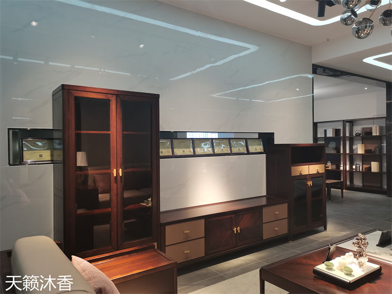 世紀(jì)豪軒·天籟沐香 蘭亭韻-悅系列時尚輕奢新中式風(fēng)格愛里古夷蘇木家具展廳實(shí)拍