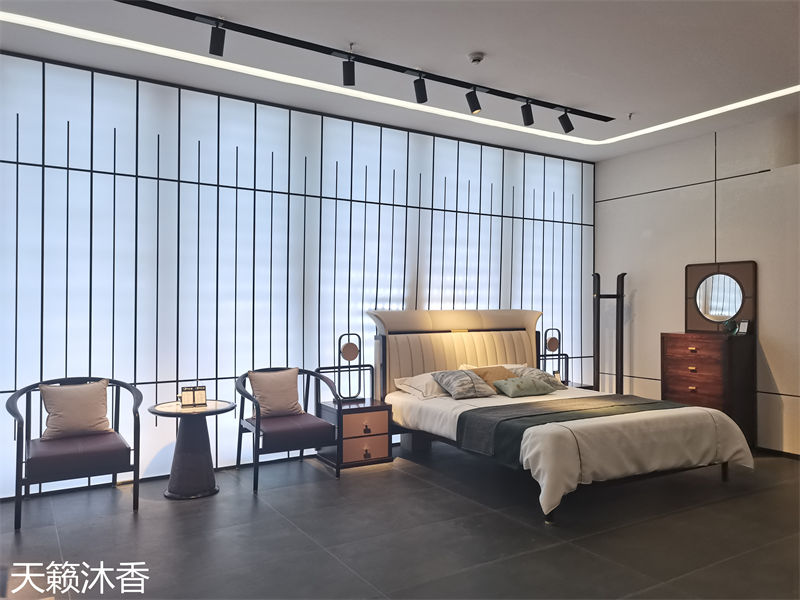 世紀(jì)豪軒·天籟沐香 蘭亭韻-悅系列時尚輕奢新中式風(fēng)格愛里古夷蘇木家具展廳實(shí)拍