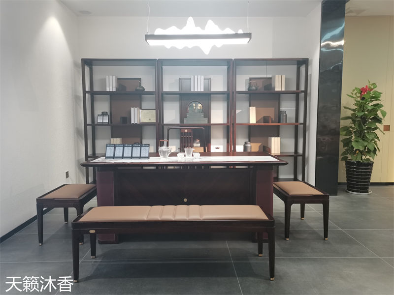 世紀(jì)豪軒·天籟沐香 蘭亭韻-悅系列時尚輕奢新中式風(fēng)格愛里古夷蘇木家具展廳實(shí)拍