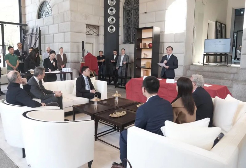 “南康家具館”開(kāi)館活動(dòng)暨南康家具歐洲跨境電商推介會(huì)現(xiàn)場(chǎng)