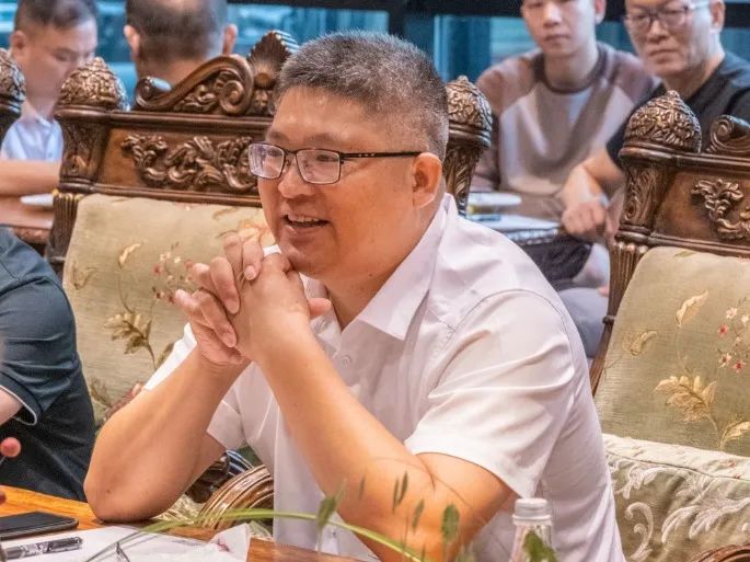 南康區委常委、常務副區長李成勝