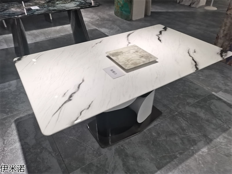 伊米諾·琳瑯石材 天然奢石、大理石餐桌家具